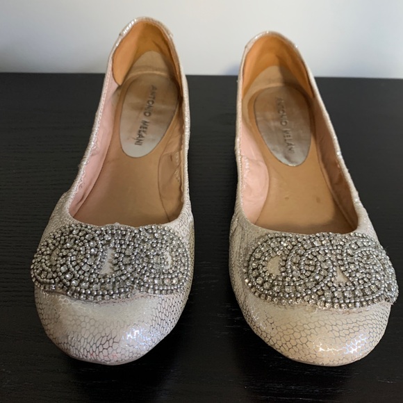 Antonio Melani Petra Flat Leather Shoes Size 8.5, Fits Size 8 Foot - Picture 2 of 10